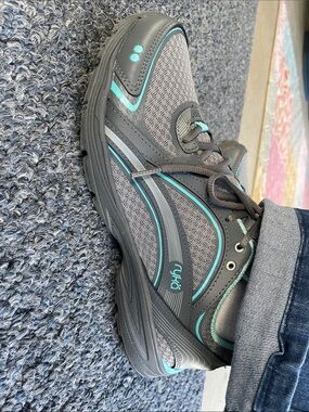 Ryka Gray with Teal Accent Women's Athletic Walking Shoes 8 1/2